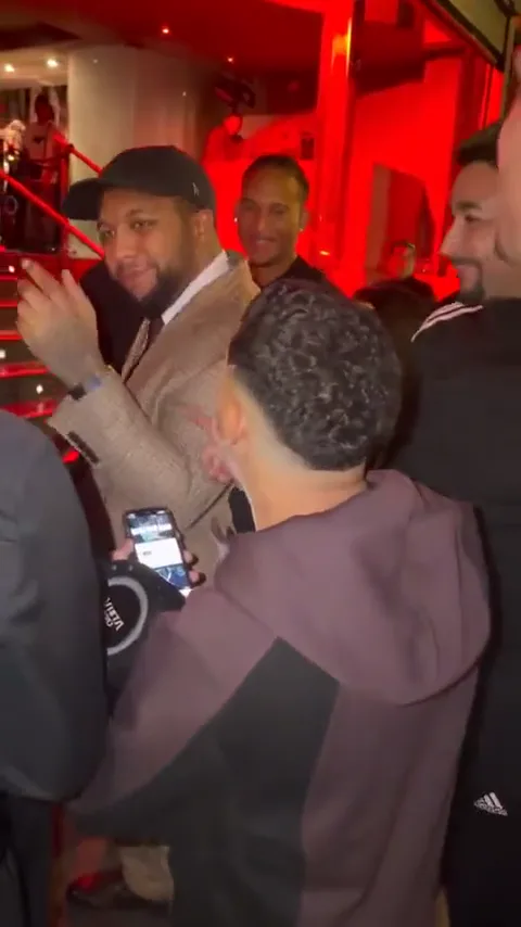 Turn out of the moment